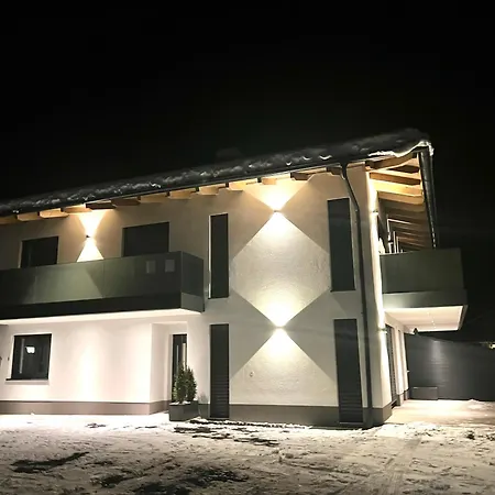 شقة Alpin رادستادت